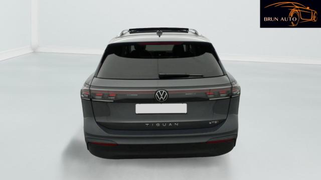 Volkswagen Tiguan image 9
