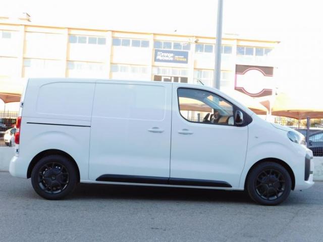 Citroen Jumpy image 9