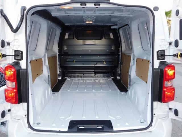 Citroen Jumpy image 1