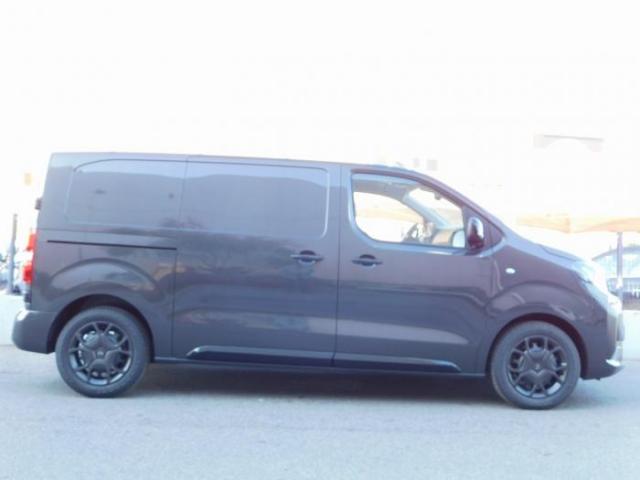 Citroen Jumpy image 7