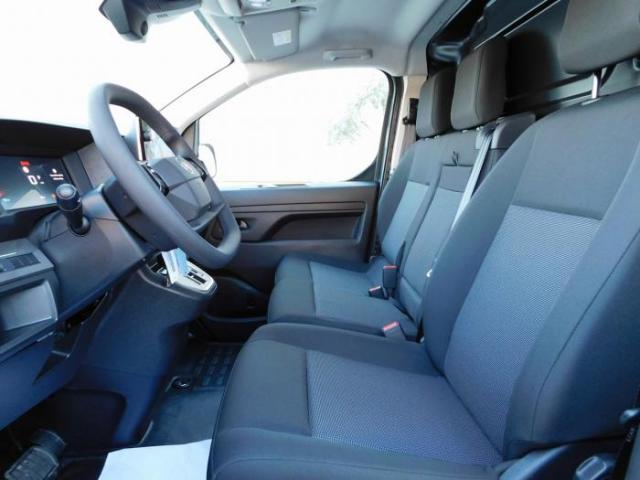 Citroen Jumpy image 9