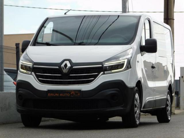 Renault Trafic image 9
