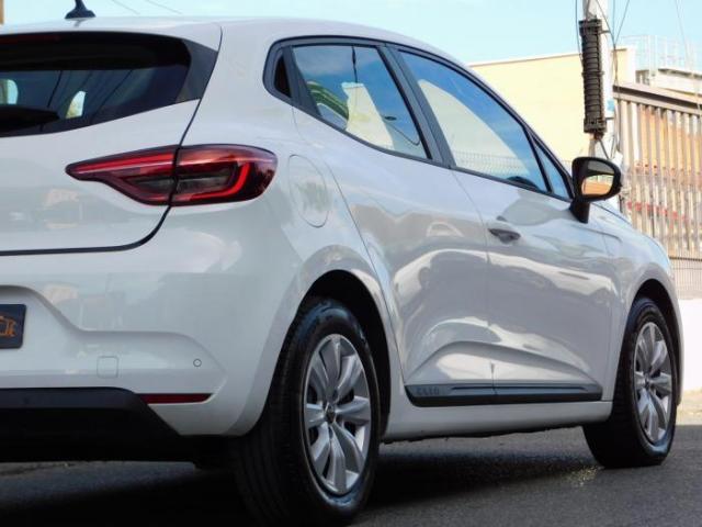 Renault Clio image 3