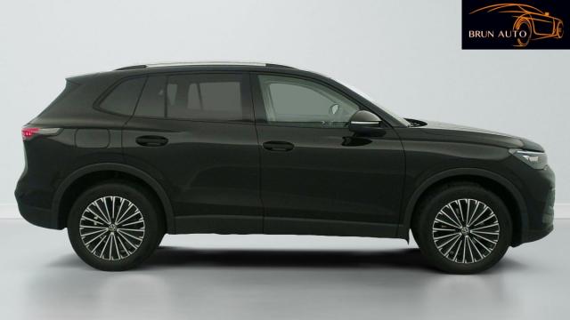 Volkswagen Tiguan image 8