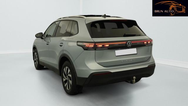 Volkswagen Tiguan image 9