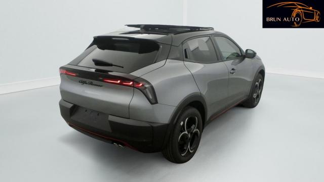 Alfa Romeo Junior image 8