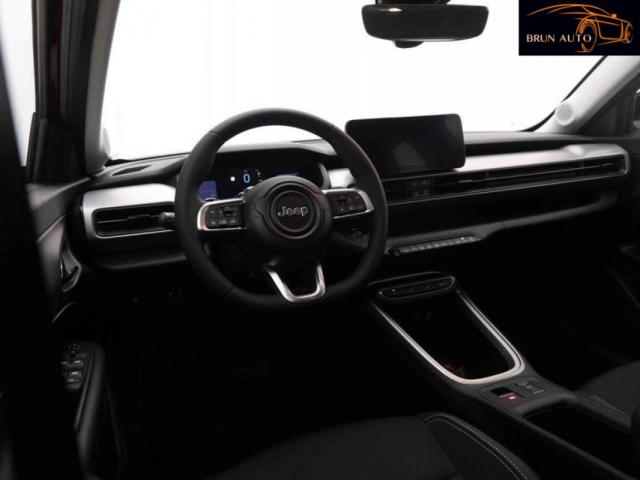 Jeep Avenger image 8