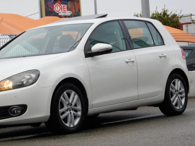 Volkswagen Golf image 9