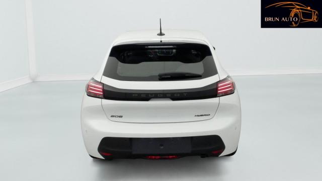 Peugeot 208 image 7