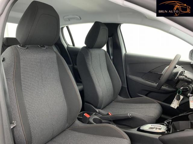 Peugeot 208 image 5