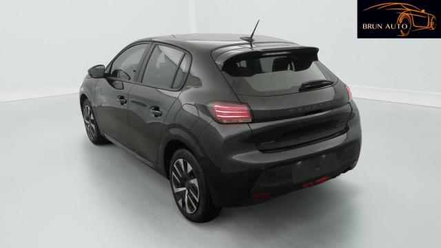Peugeot 208 image 1