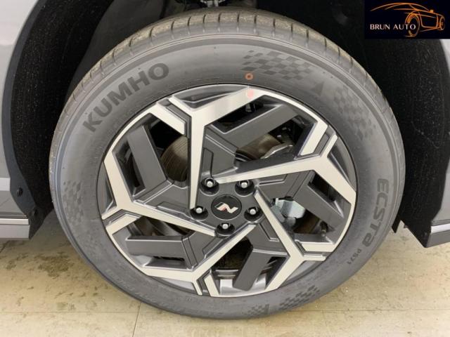 Hyundai Kona image 9