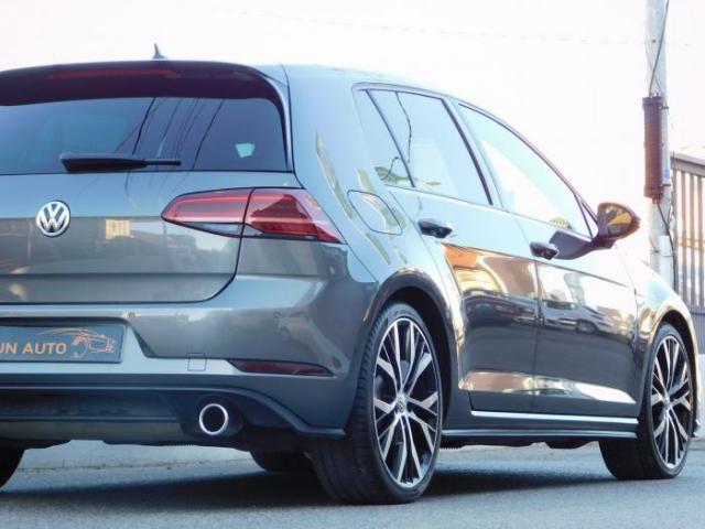 Volkswagen Golf image 7