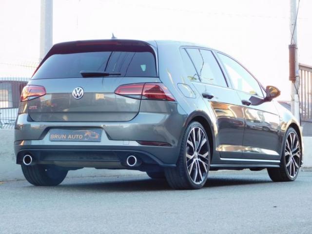 Volkswagen Golf image 9