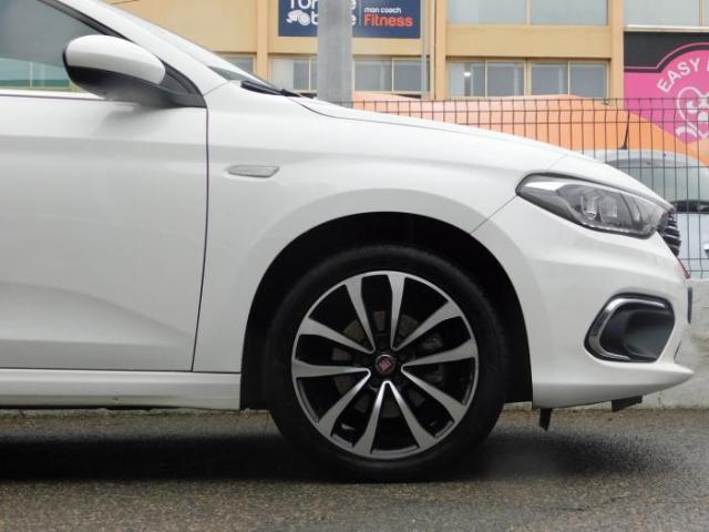 Fiat Tipo image 9