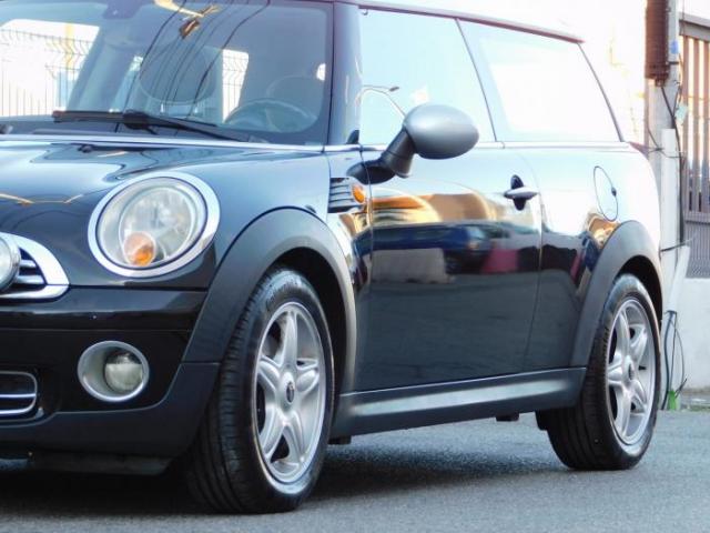Mini Clubman image 1