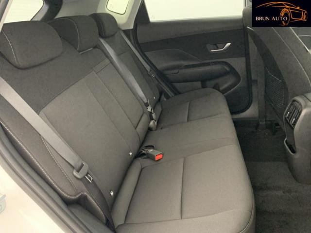 Hyundai Kona image 9