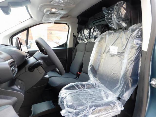 Peugeot Partner image 9