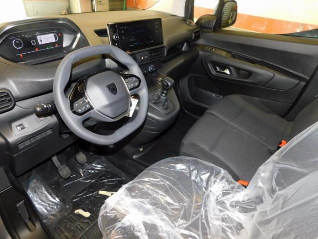 Peugeot Partner image 1