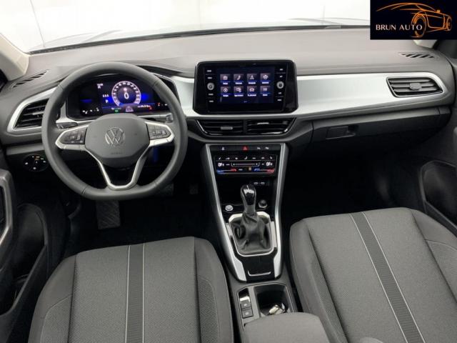 Volkswagen T-Roc image 6