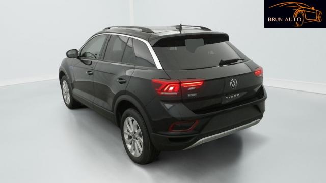 Volkswagen T-Roc image 3