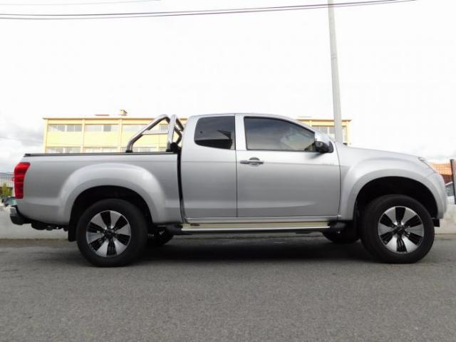 Isuzu D-Max image 5