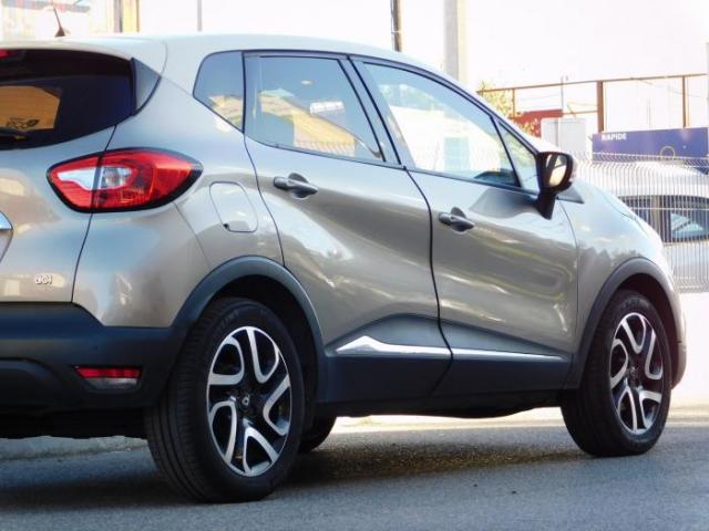 Renault Captur image 8