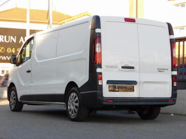 Renault Trafic image 3