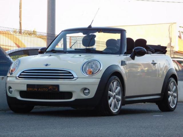 Mini Cabrio image 3