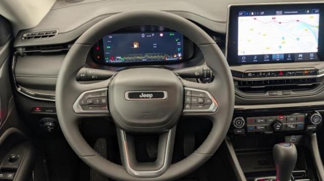 Jeep Compass image 1