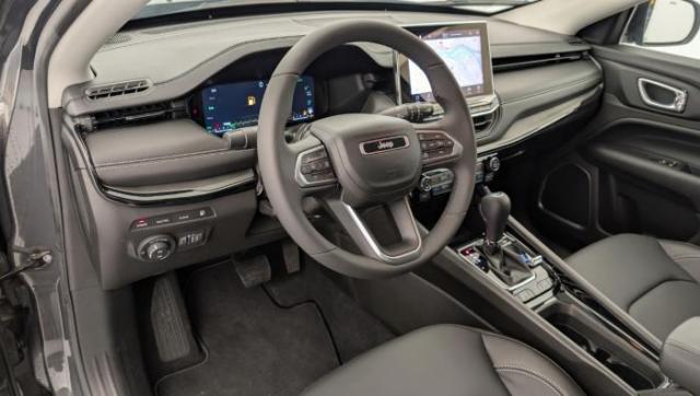 Jeep Compass image 5