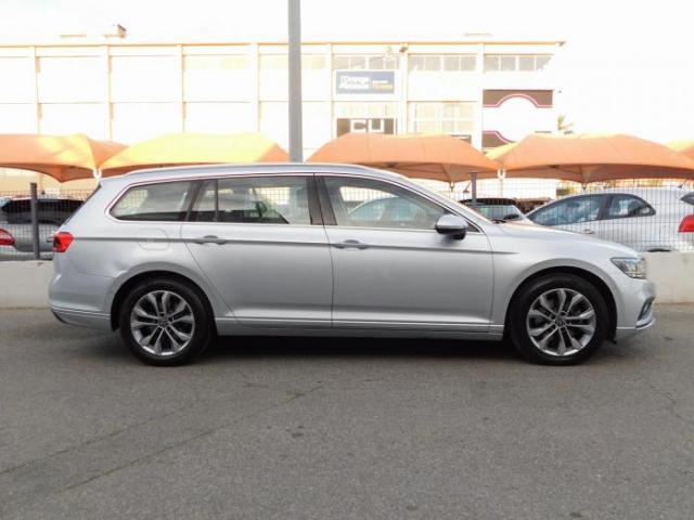 Volkswagen Passat Sw image 3