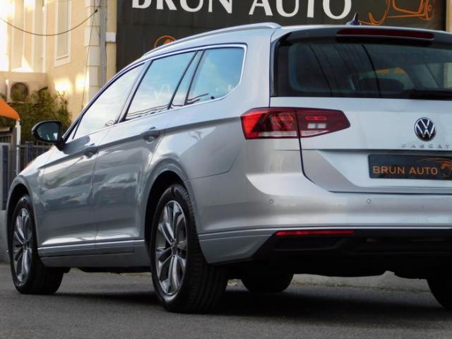 Volkswagen Passat Sw image 8