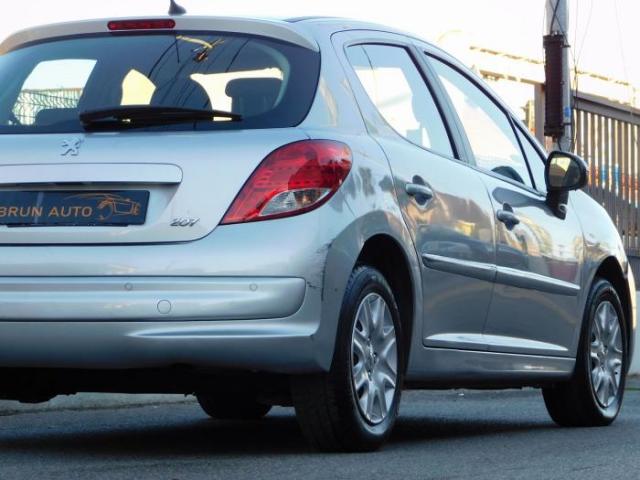 Peugeot 207 image 4