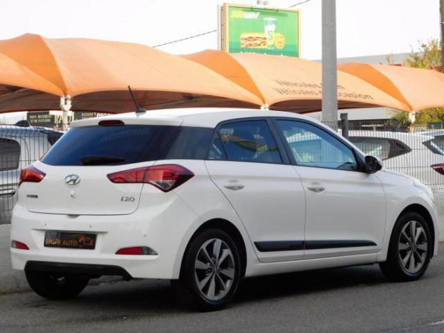 Hyundai I20 image 8