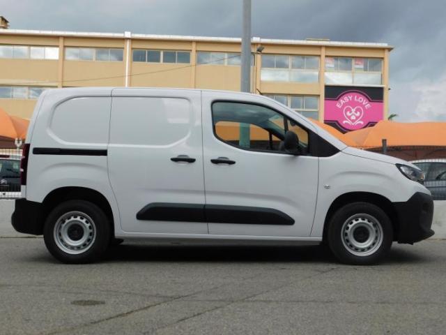 Peugeot Partner image 3