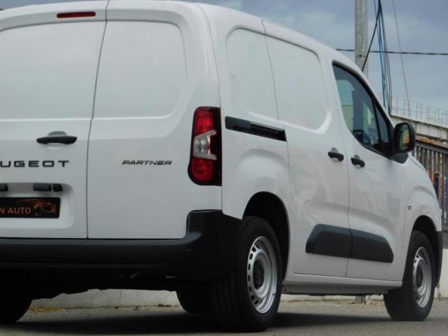 Peugeot Partner image 1