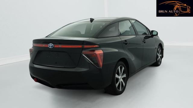 Toyota Mirai image 9