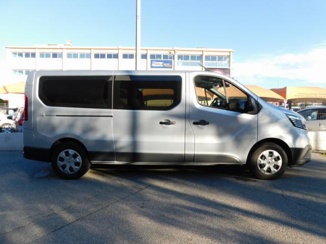 Renault Trafic image 3