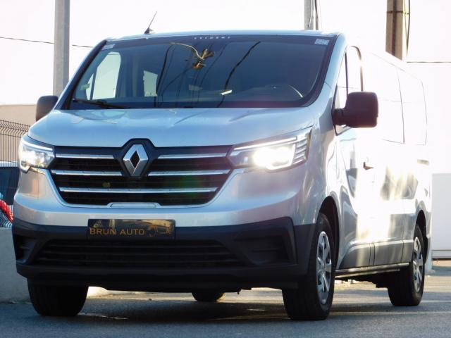 Renault Trafic image 9
