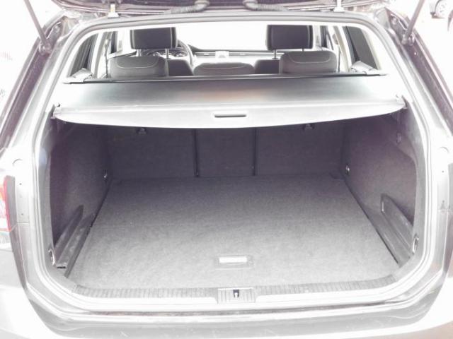 Volkswagen Passat Sw image 6