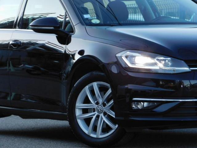 Volkswagen Golf image 6