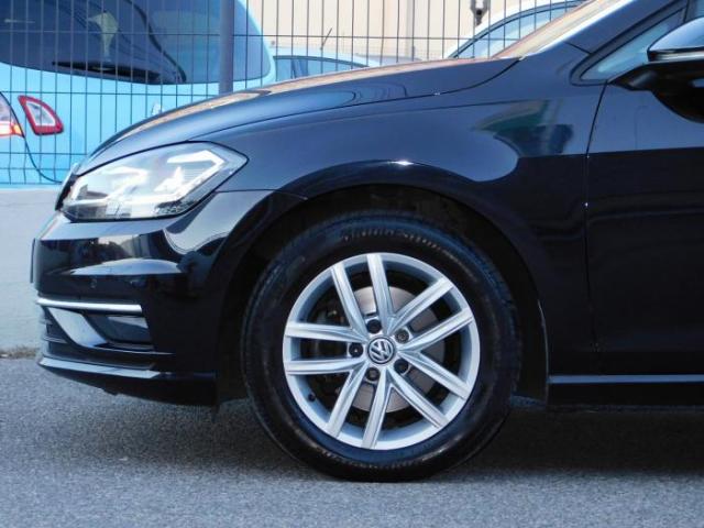 Volkswagen Golf image 2