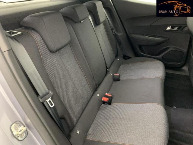 Peugeot 2008 image 5