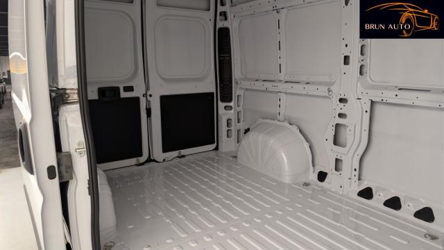 Peugeot Boxer image 9