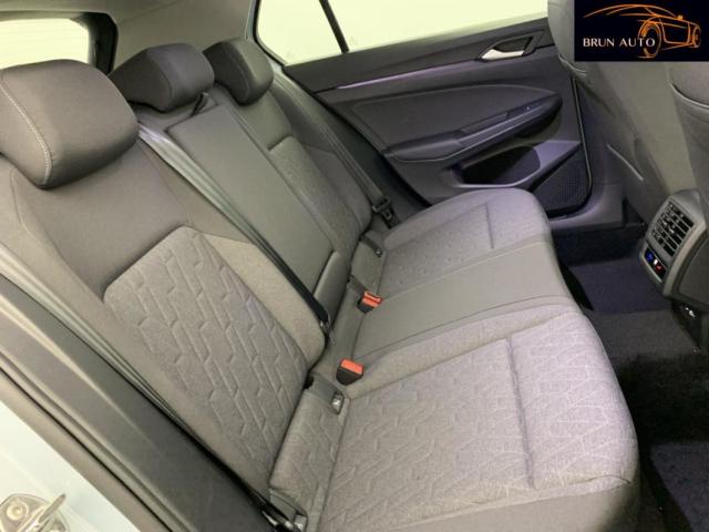 Volkswagen Golf image 8