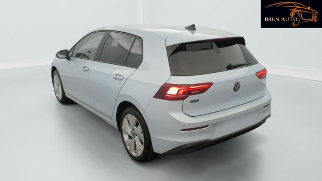 Volkswagen Golf image 9