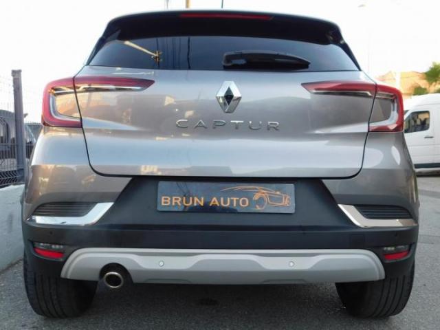 Renault Captur image 8