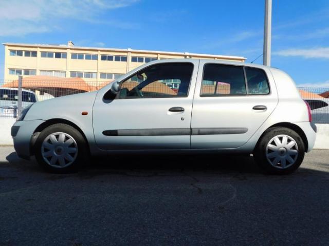 Renault Clio image 6