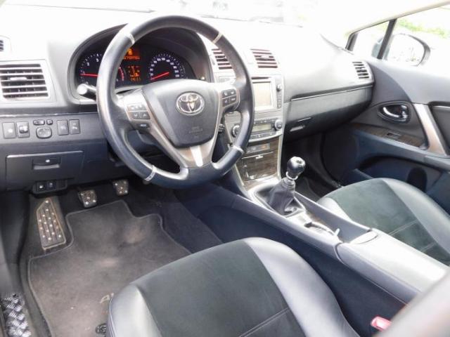 Toyota Avensis image 5